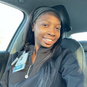 Meet your Posher, Melissa